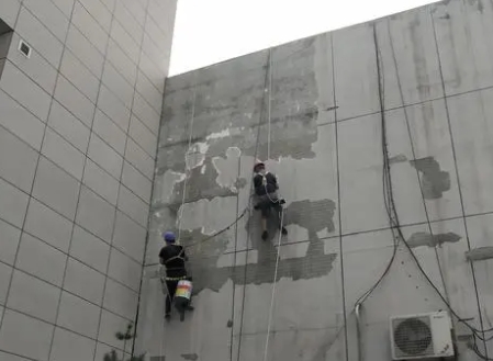 临朐楼顶漏水维修公司分享下临朐外墙防水的注意事项